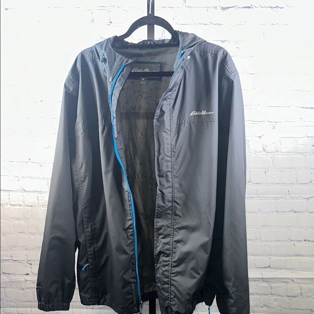 🧥 Eddie Bauer Men’s Gray Lightweight Hooded Windbreaker Jacket Sz Tall Large TL
